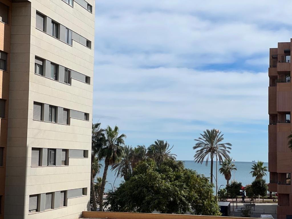 Love Rent4 Malaga Pacifico Extérieur photo